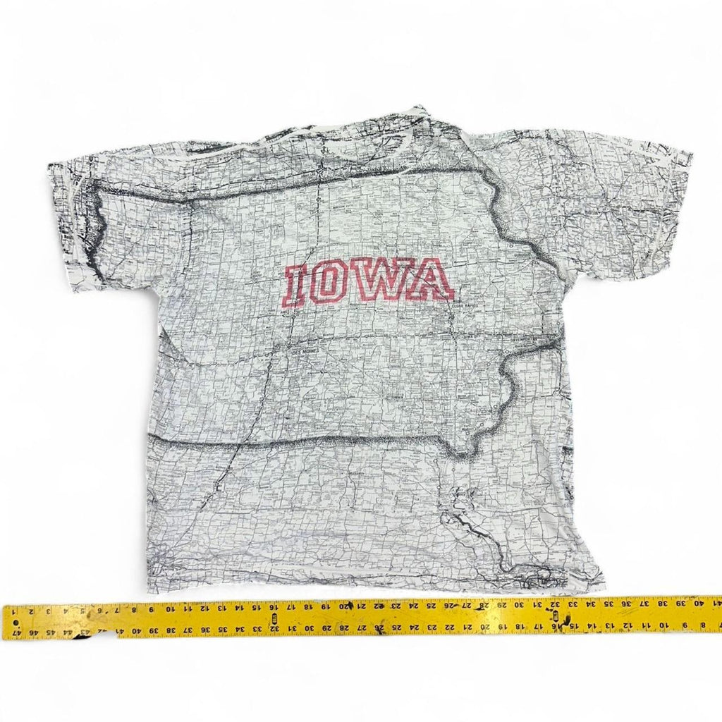 Vintage Single-stitch Rare IOWA all over geographically depicted Tee-shirt