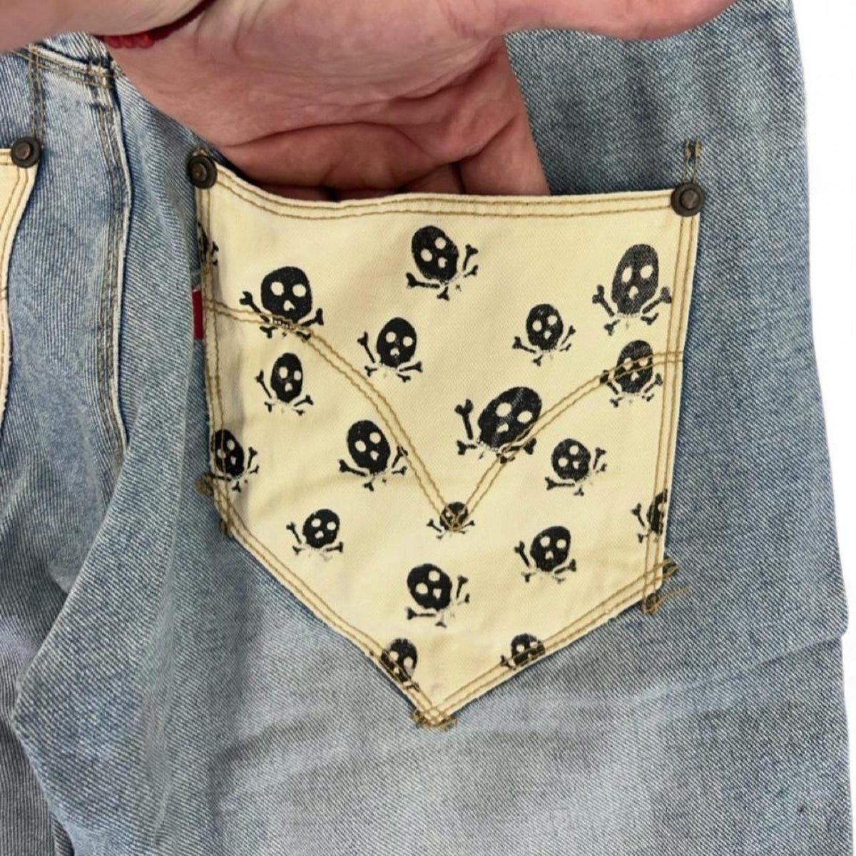 Rare Vintage Grail 1999 Levi’s Engineered Twisted Skull Denim Shorts